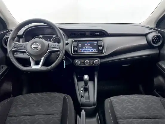 NISSAN-KICKS PLAY-2025