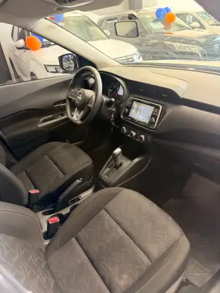 NISSAN-KICKS PLAY-2025