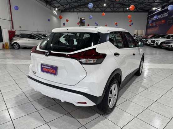 NISSAN-KICKS PLAY-2025