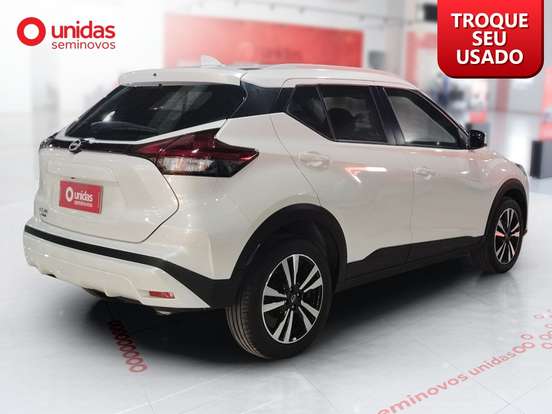 NISSAN-KICKS PLAY-2025