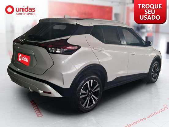 NISSAN-KICKS PLAY-2025
