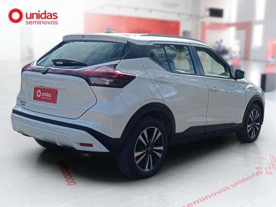 NISSAN-KICKS PLAY-2025