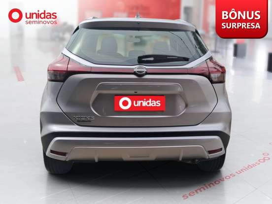 NISSAN-KICKS PLAY-2025