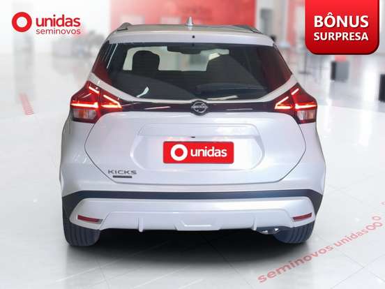 NISSAN-KICKS PLAY-2025