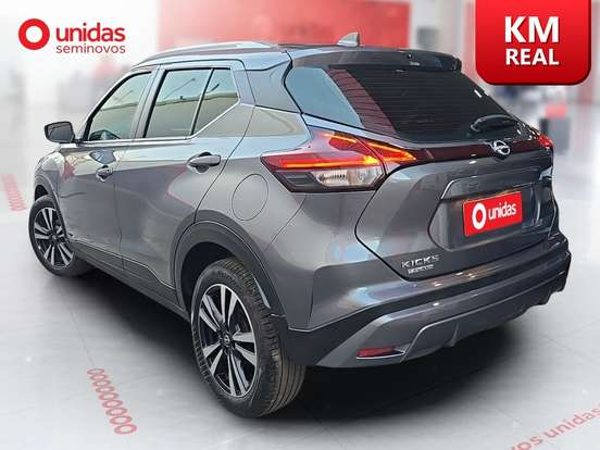 NISSAN-KICKS PLAY-2025
