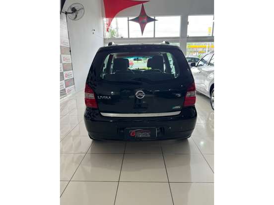 NISSAN-LIVINA-1.8 S 16V FLEX 4P AUTOMÁTICO NISSAN-LIVINA-2014