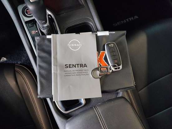 NISSAN-SENTRA-2024