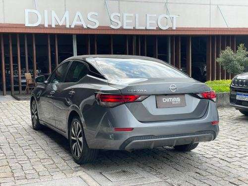 NISSAN-SENTRA-2023