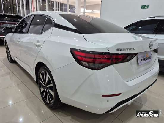 NISSAN-SENTRA-2024