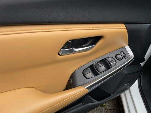 NISSAN-SENTRA-2025