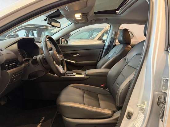 NISSAN-SENTRA-2023