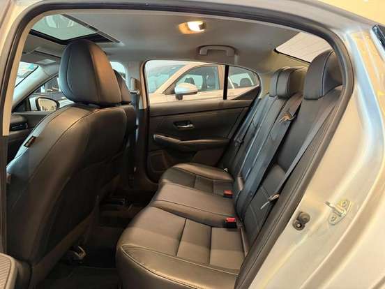 NISSAN-SENTRA-2023