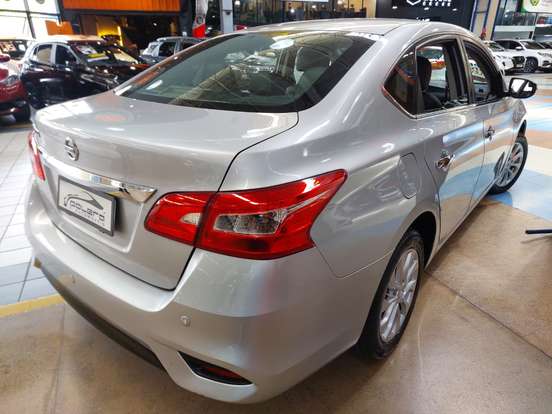 NISSAN-SENTRA-2016