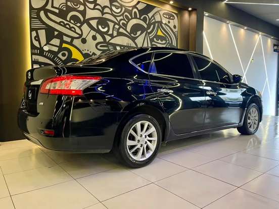 NISSAN-SENTRA-2013
