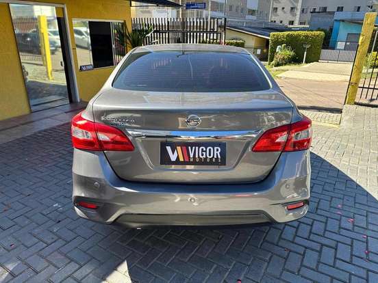 NISSAN-SENTRA-2018