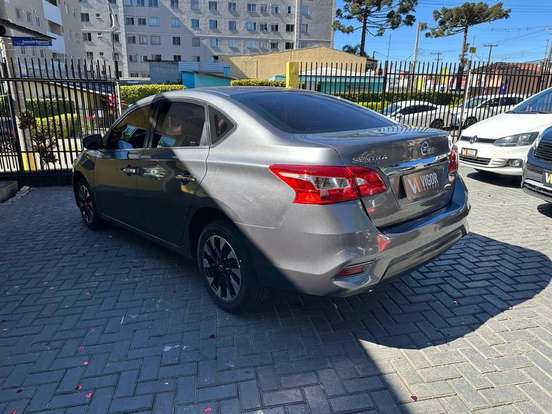 NISSAN-SENTRA-2018