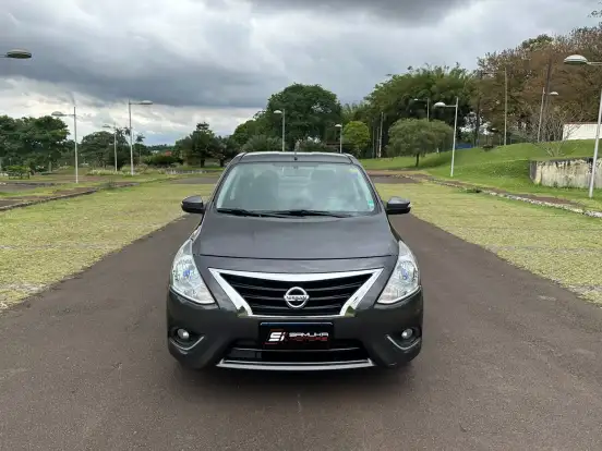 NISSAN-VERSA-2018