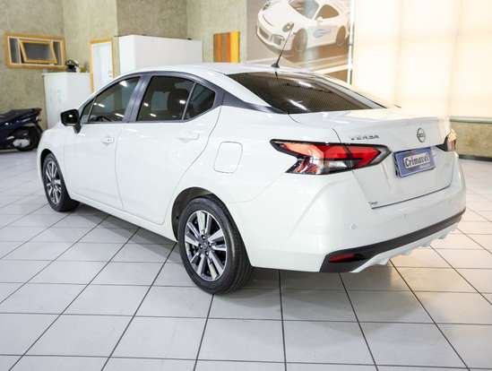 NISSAN-VERSA-2024