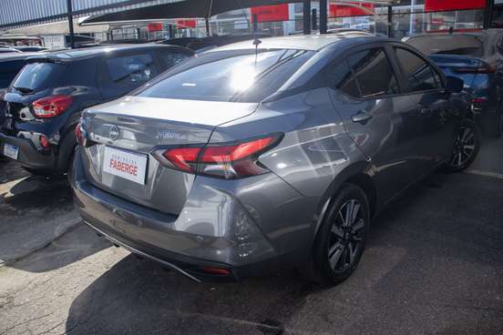 NISSAN-VERSA-2025