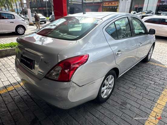 NISSAN-VERSA-2013