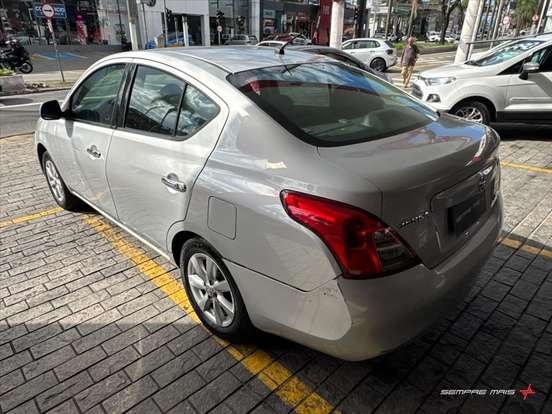 NISSAN-VERSA-2013