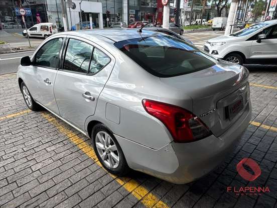 NISSAN-VERSA-2013