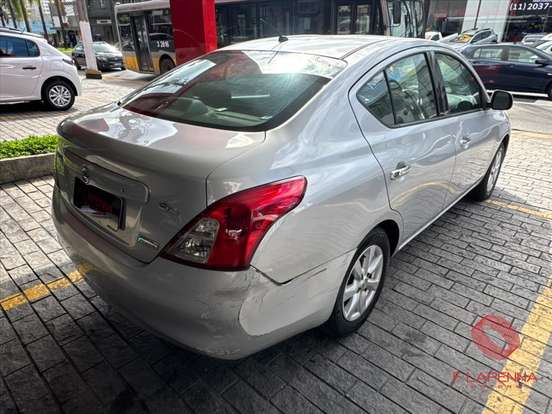 NISSAN-VERSA-1.6 16V FLEX SL 4P MANUAL NISSAN-VERSA-2013