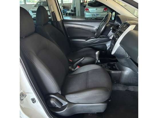 NISSAN-VERSA-2016