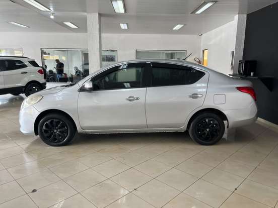 NISSAN-VERSA-1.6 16V FLEX SV 4P MANUAL NISSAN-VERSA-2012