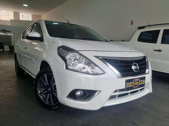 NISSAN-VERSA-2019