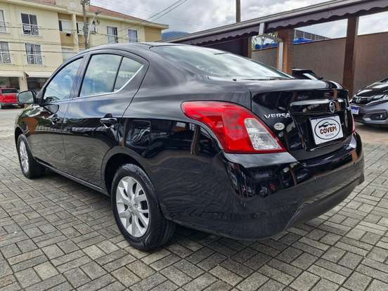 NISSAN-VERSA-1.6 16V FLEXSTART SV 4P MANUAL NISSAN-VERSA-2017