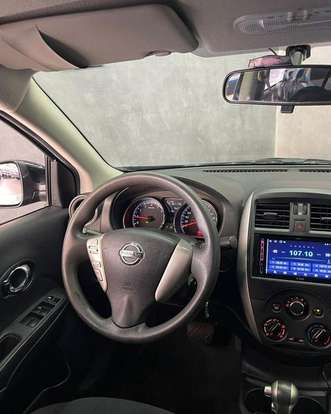 NISSAN-VERSA-2018
