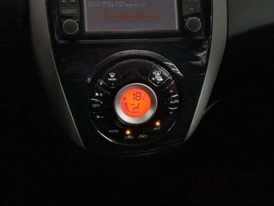 NISSAN-VERSA-2016