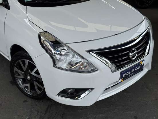 NISSAN-VERSA-1.6 16V FLEXSTART UNIQUE 4P MANUAL NISSAN-VERSA-2015