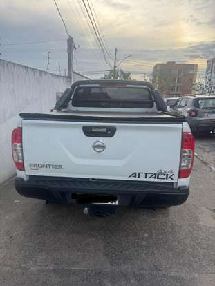 NISSAN-FRONTIER-2021