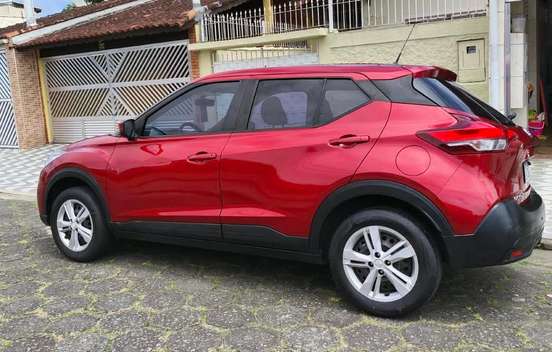 NISSAN-KICKS-2020