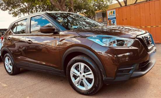 NISSAN-KICKS-2020