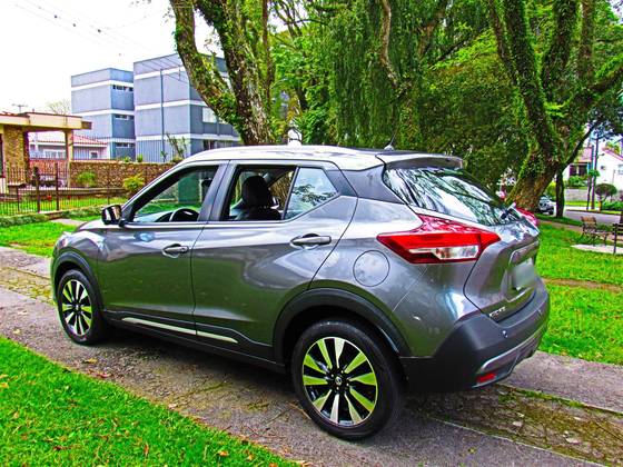 NISSAN KICKS 1.6 16V FLEXSTART SL 4P XTRONIC