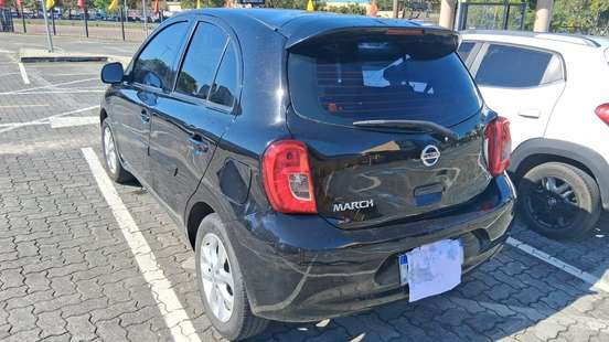 NISSAN-MARCH-2015