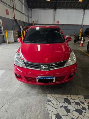 NISSAN-TIIDA-2011