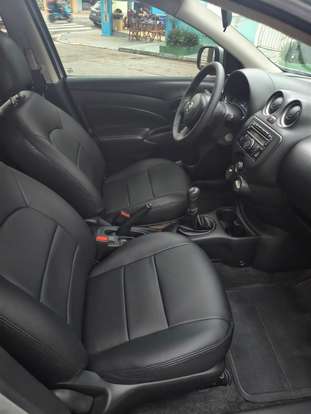 NISSAN-VERSA-2011