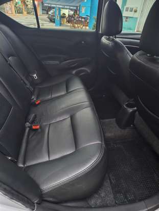 NISSAN-VERSA-2011