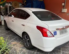 NISSAN VERSA 1.6 16V FLEXSTART SL 4P XTRONIC NISSAN VERSA 1.6 16V FLEXSTART SL 4P XTRONIC