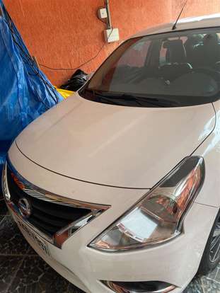 NISSAN-VERSA-2018