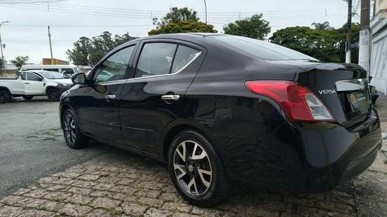 NISSAN-VERSA-1.6 16V FLEXSTART SL 4P XTRONIC NISSAN-VERSA-2016