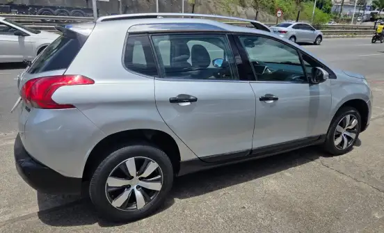 PEUGEOT-2008-1.6 16V FLEX GRIFFE 4P AUTOMÁTICO PEUGEOT-2008-2015