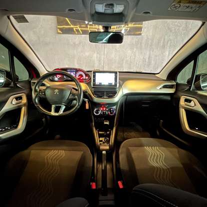 PEUGEOT-2008-2019