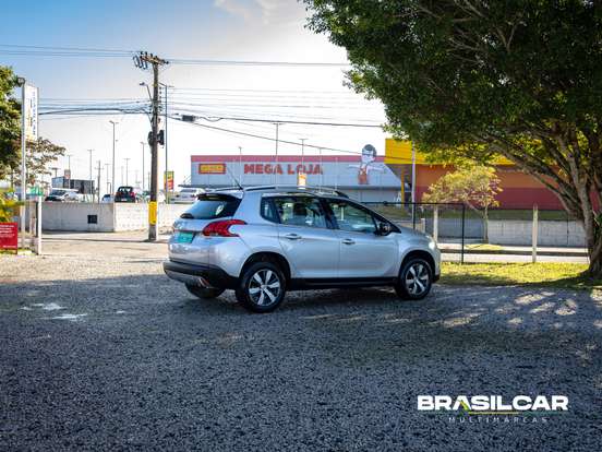 PEUGEOT-2008-1.6 16V FLEX GRIFFE 4P AUTOMÁTICO PEUGEOT-2008-2016