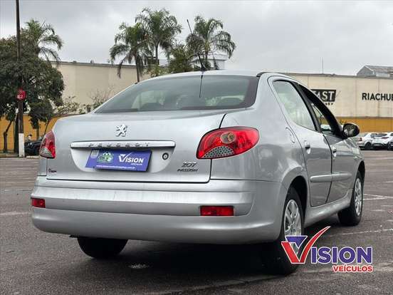 PEUGEOT-207-2011