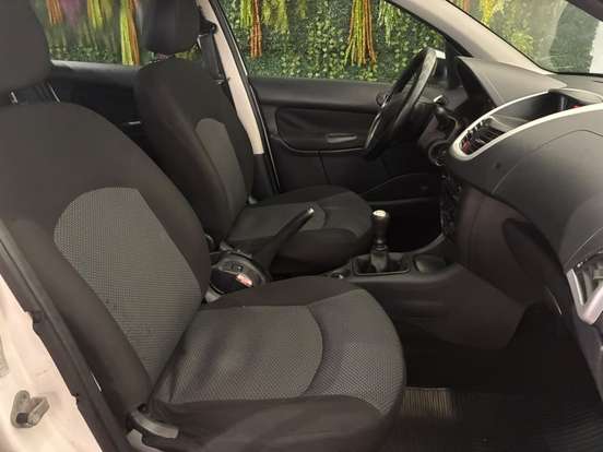 PEUGEOT-207-1.4 XR SPORT SW 8V FLEX 4P MANUAL PEUGEOT-207-2012